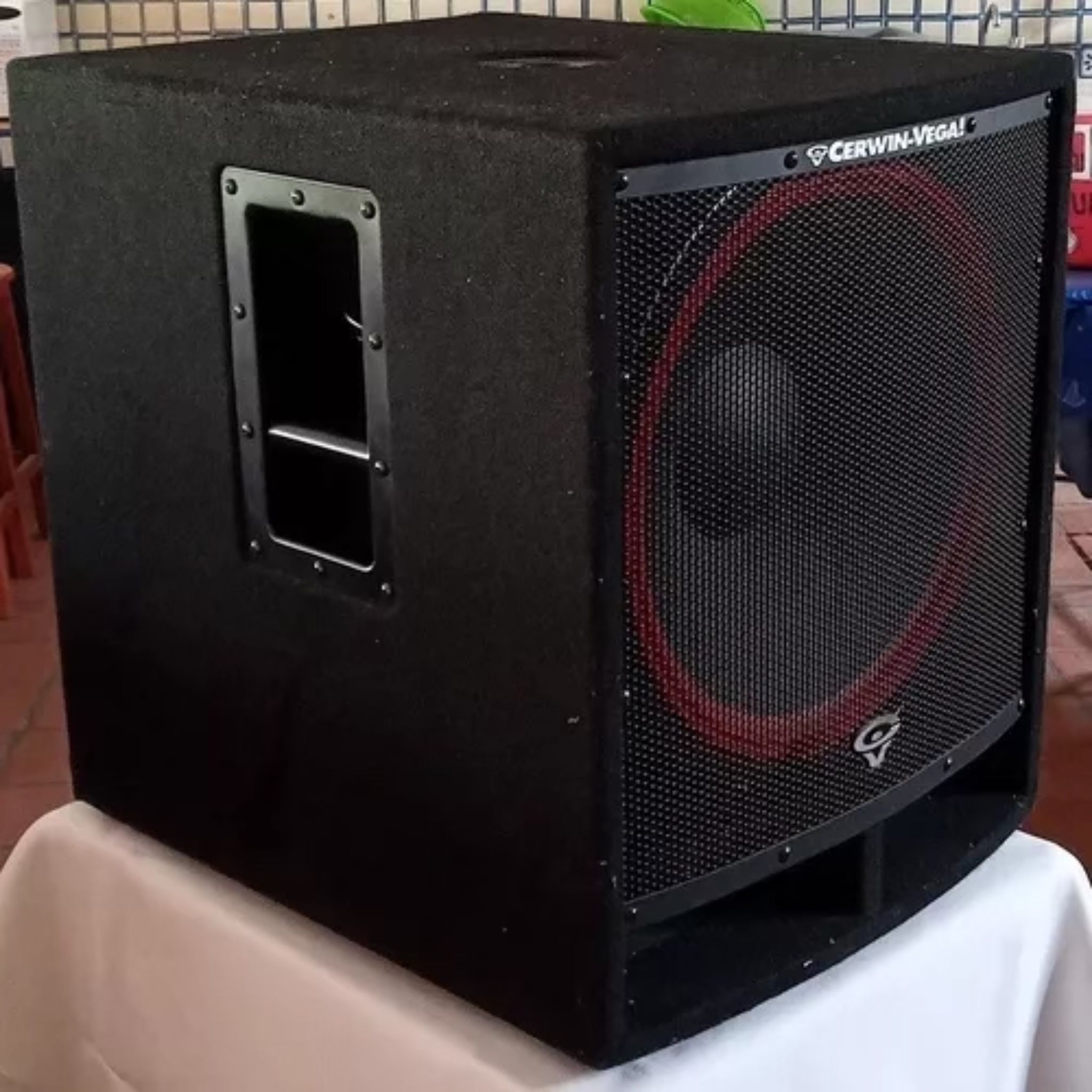 Like New Powerful Cerwin Vega 18” Subwoofer – CVi 118S