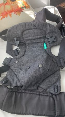 Infantino 4 in 1 convertible carrier