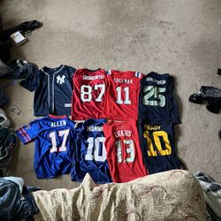 NFL/ MLB JERSEY LOT 