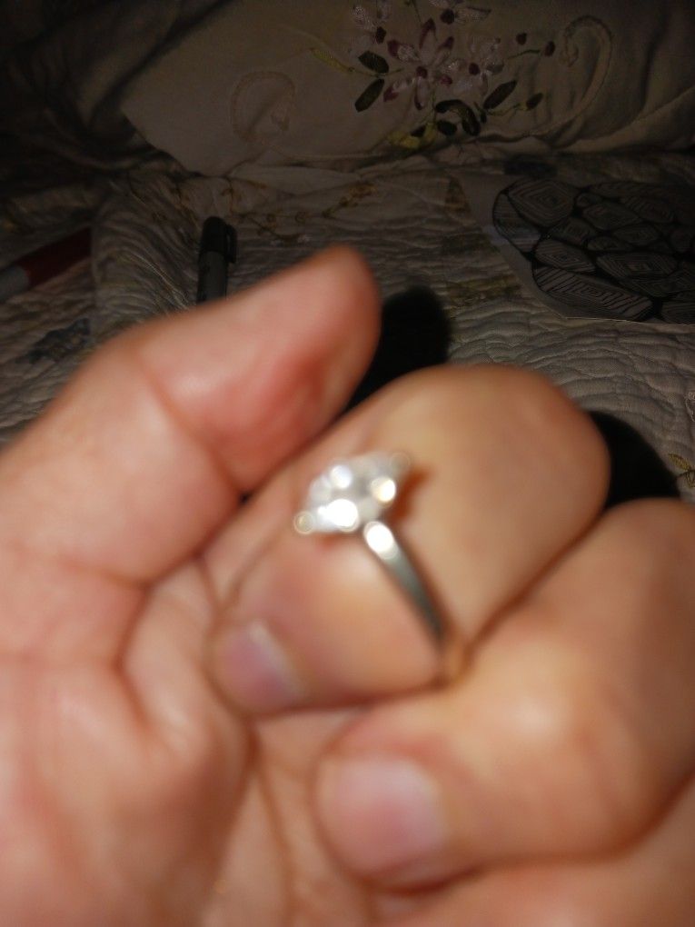 14 Kt Gold Engagement Ring