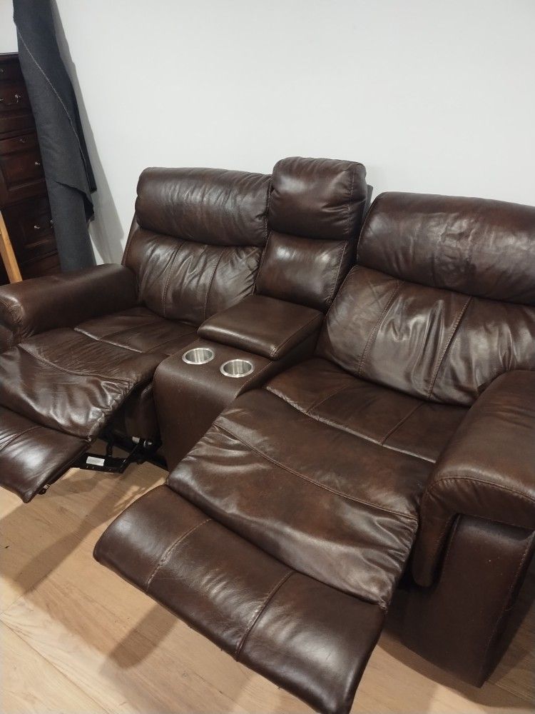 Dual Power Recliner / Couch FREE
