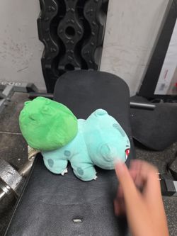 Bulbasaur 8-Inch Pokémon plush