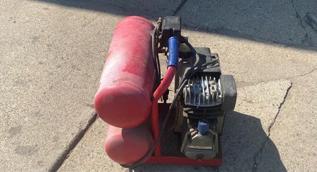 Air compressor