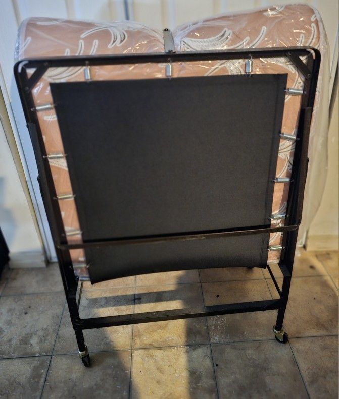 Full size mattress on wheels (with frame/ foldable