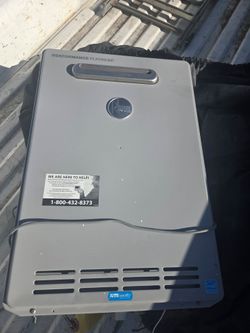 Rheem
Performance Platinum 9.5 GPM Natural Gas High Efficiency Outdoor Smart Tankless Water Heater