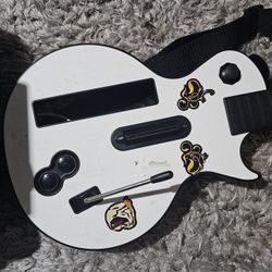 Nintendo Wii White Gibson Les Paul Guitar Controller Guitar Hero 