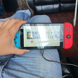 Nintendo Switch 