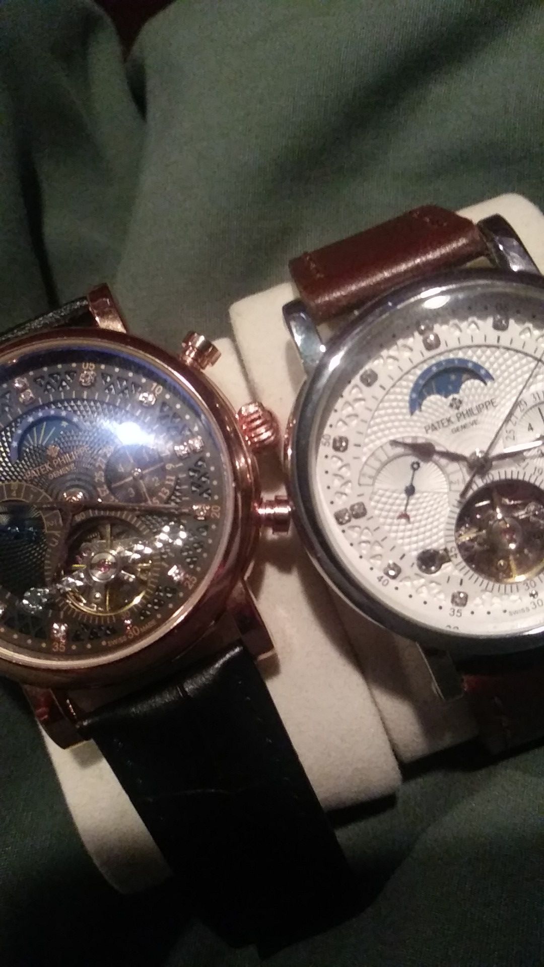 Automatic mechanical watches