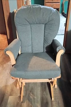 Rocking Chair/ Glider