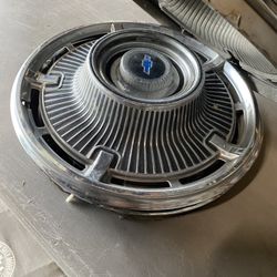 1965 Chevrolet Impala Hubcaps