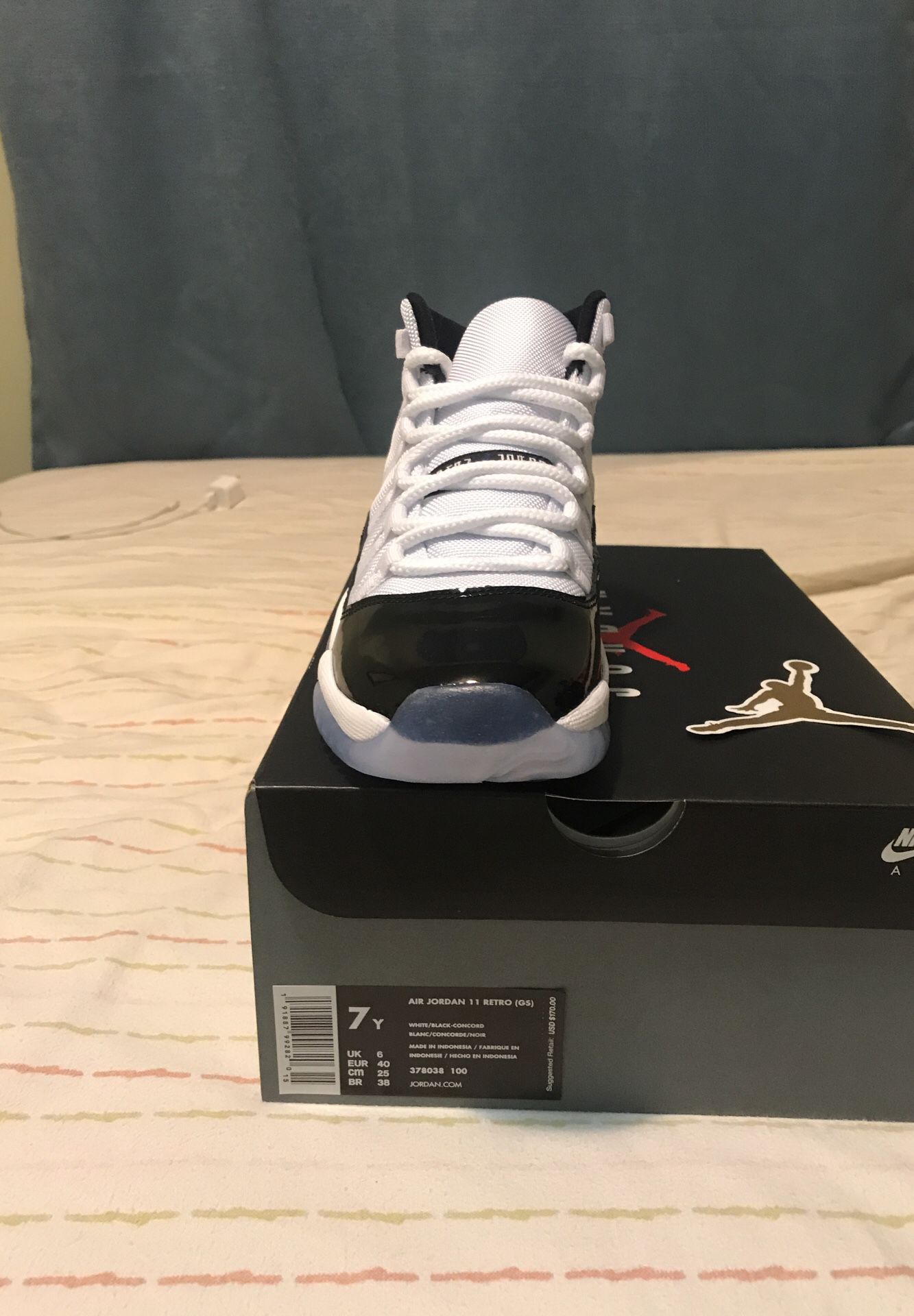 Air Jordan 11 size 7