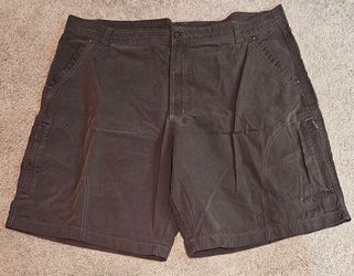 Men's Pacific Trail Shorts - Size 44