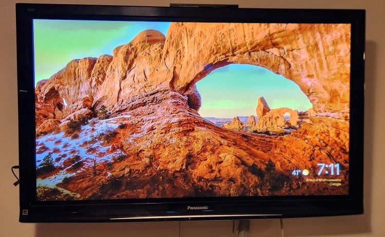 50" Panasonic Plasma Tv With Wall Mount