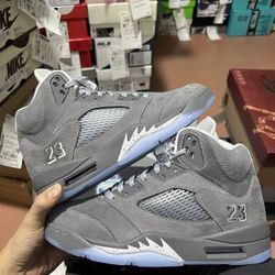 𝐎𝐧l𝐲 𝐫𝐞𝐩l𝐲 𝐨𝐧 𝐈 G@𝐓𝗼𝗽𝐤𝐢𝐜𝐤𝐬.𝐒𝐞𝐭𝐡                 Jordan 5 grey wolf