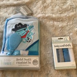 New Baby Gift Bath Set And Pack Of Wash Cloths In Box 