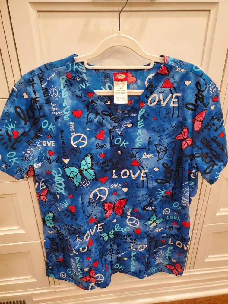 Womens Blue White Red Dickies Size Large Scrub Top Peace Love Nursing CNA Vet Butterfly Unique