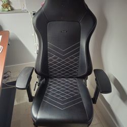 Noble Hero Gaming Chair **LIKE NEW**