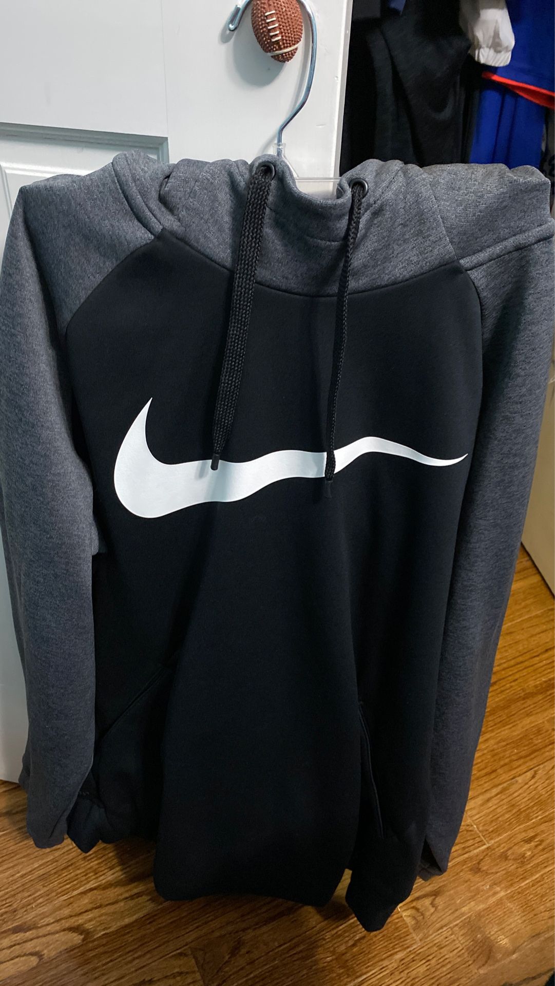 Nike training hoodie Size Large