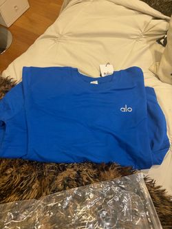 alo crewneck