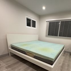 King Frame Bed