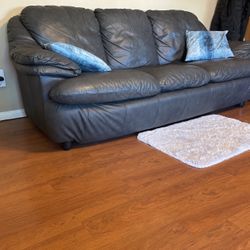 Leather Pull Out Couch mattress 