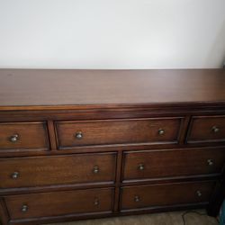 Solid Wood Dresser With mirror 