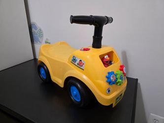 Toddler Ride-On Push Car with Elmo & Activity Gears – Great Condition