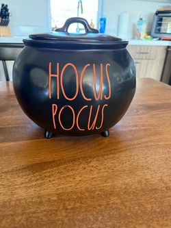 Rae Dunn Hocus Pocus Cauldron Cookie Jar