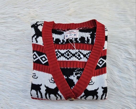 V28 Christmas Reindeer Cardigan Sweater Size Medium