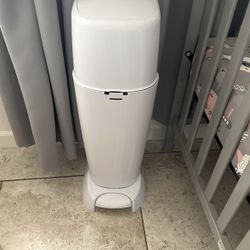 Diaper Genie 