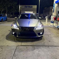 2016 Lexus Is200t