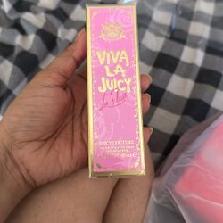 Juicy Couture 