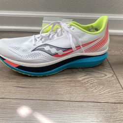 Saucony endorphins speed 5 white