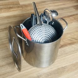 Big Cooking Pot + Kitchen Set – $20(Ready to Use)