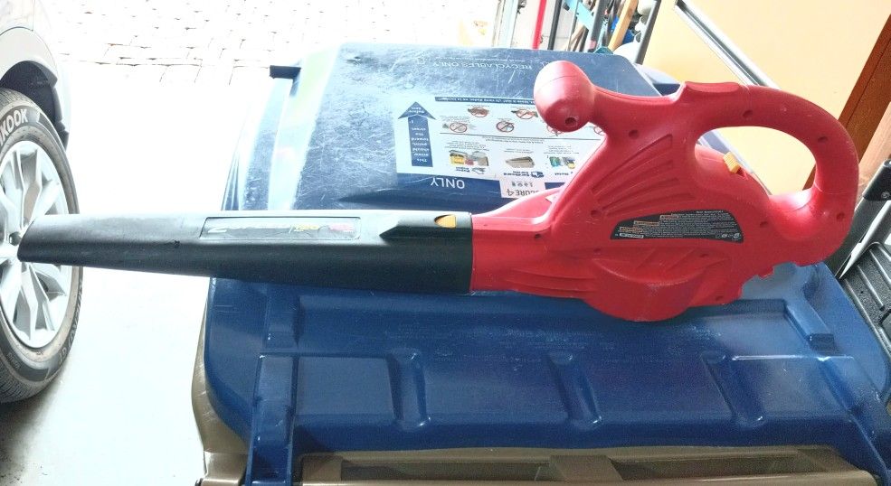 Homelite 2 Speed Electric Leaf Blower