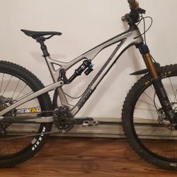 Diamondback Release Carbon