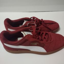 Men's Puma Sneakers Size 10