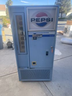 Vintage Pepsi Machine 50cents