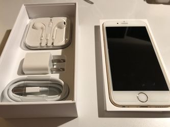 iPhone 6s - Gold and UNLOCKED!