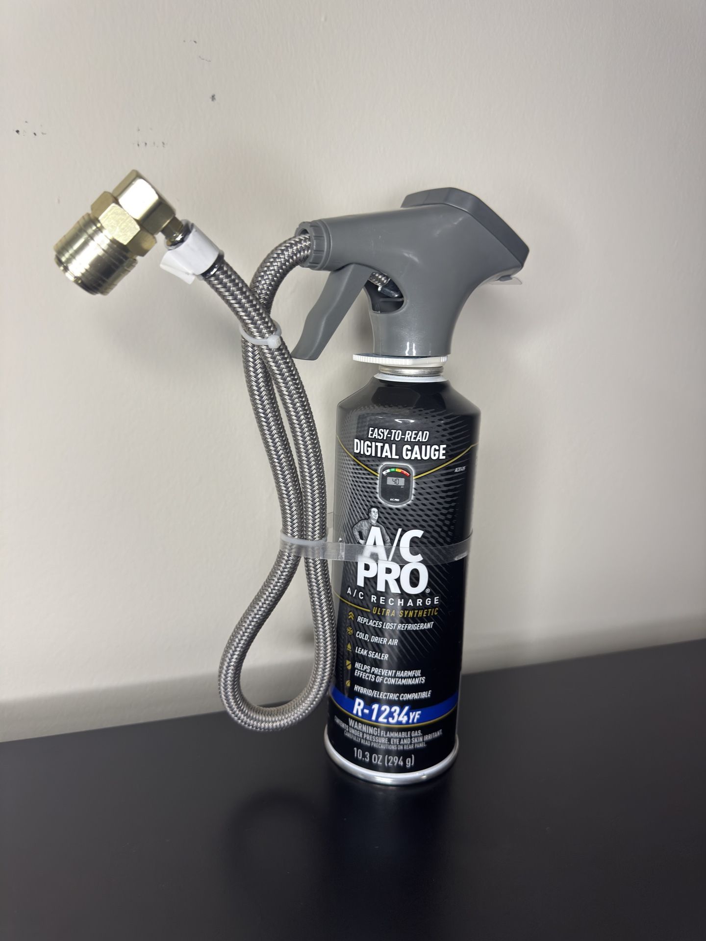 AC Refrigerant Kit with Digital Gauge