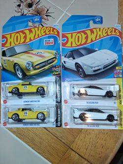 HOT WHEELS