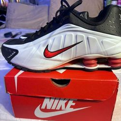 Nike Shoes 