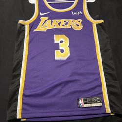 Lakers Jersey ( Davis) In Size 40 