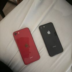 2 iPhone 8’s