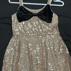 Girls dress size 10/12