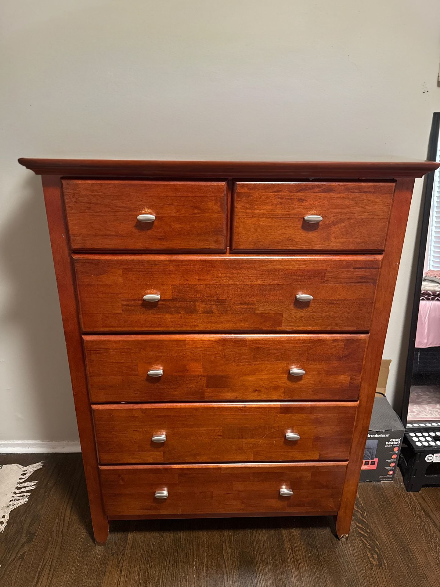 Solid wood 6 drawer dresser