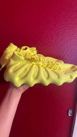 Comfy Shoes - Size 9.5 M