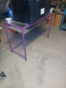 Vanity desk good condition