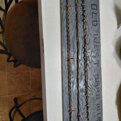 OLD WEST BARB WIRE" Display Board - Vintage Rustic Western Americana Collectible Plaque with 3 Samples