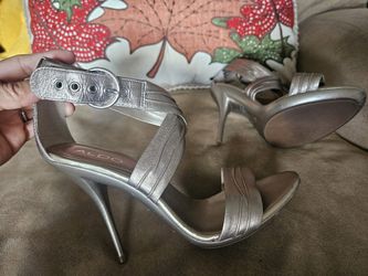 Aldo Sandals, Size 8, Use, Price 35